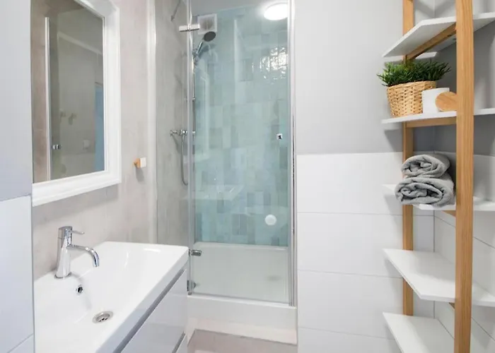 Close-chic -3 Bedrooms - - Ogrodowa